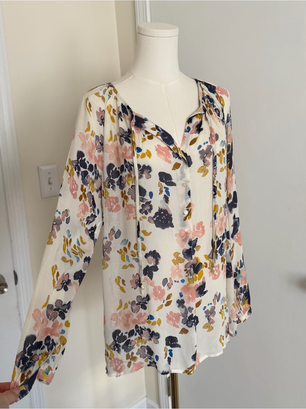 Lucky Brand Long Sleeve Flowy Floral Keyhole Blouse